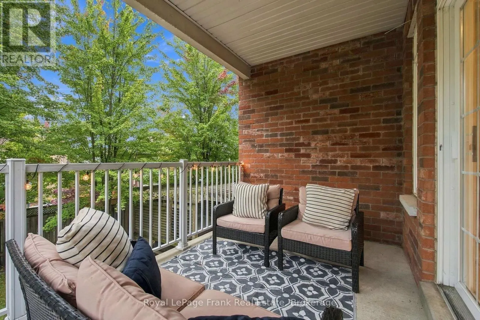729 EAGLE RIDGE DRIVE
