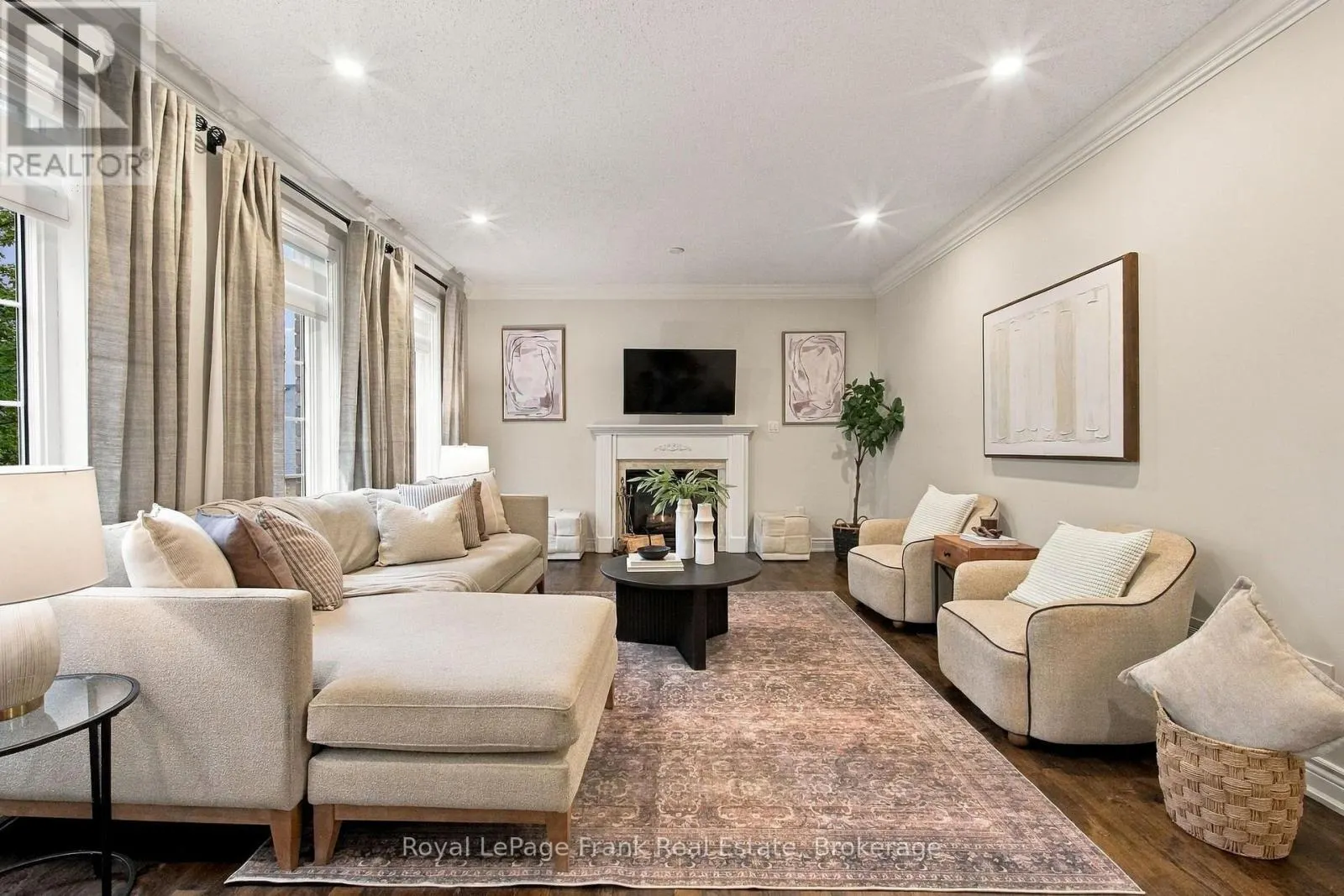 729 EAGLE RIDGE DRIVE