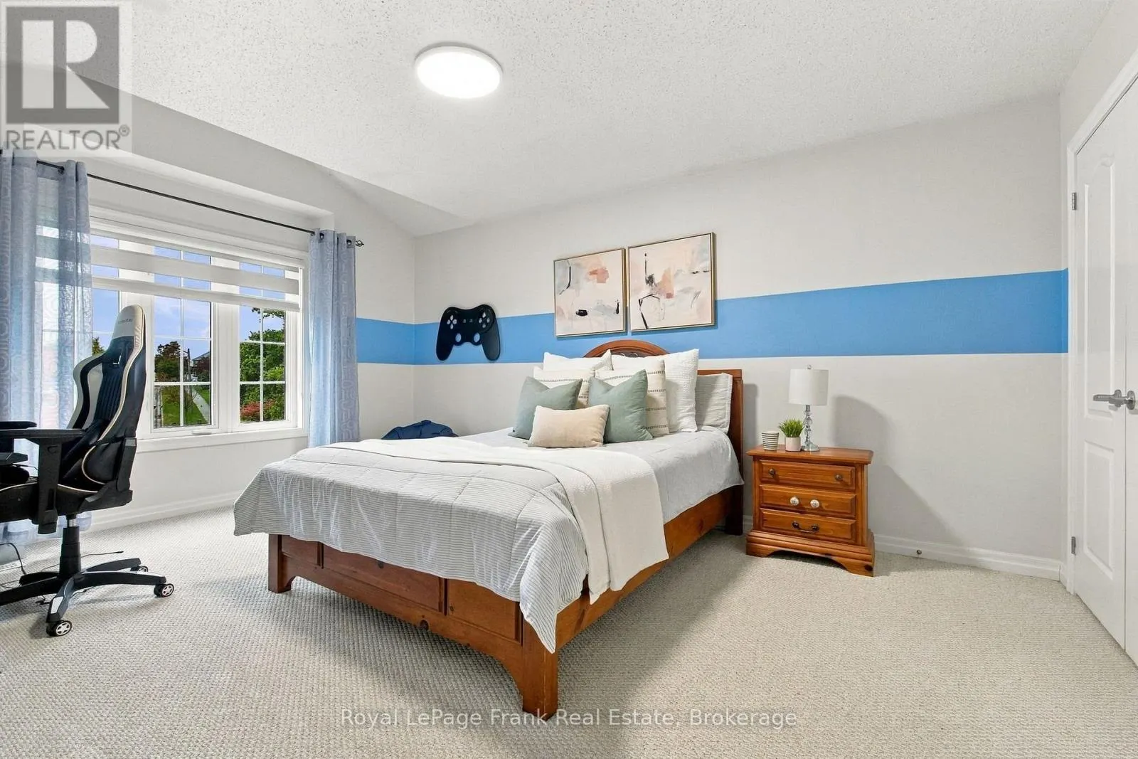 729 EAGLE RIDGE DRIVE