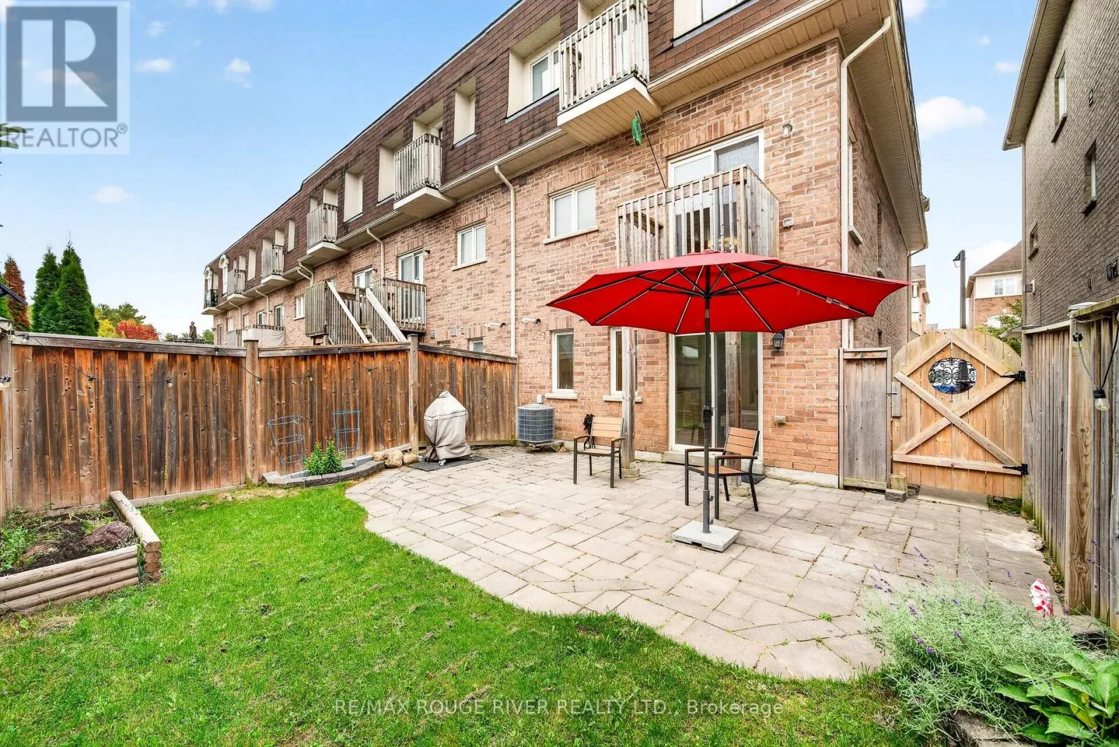1594 BRANDY COURT