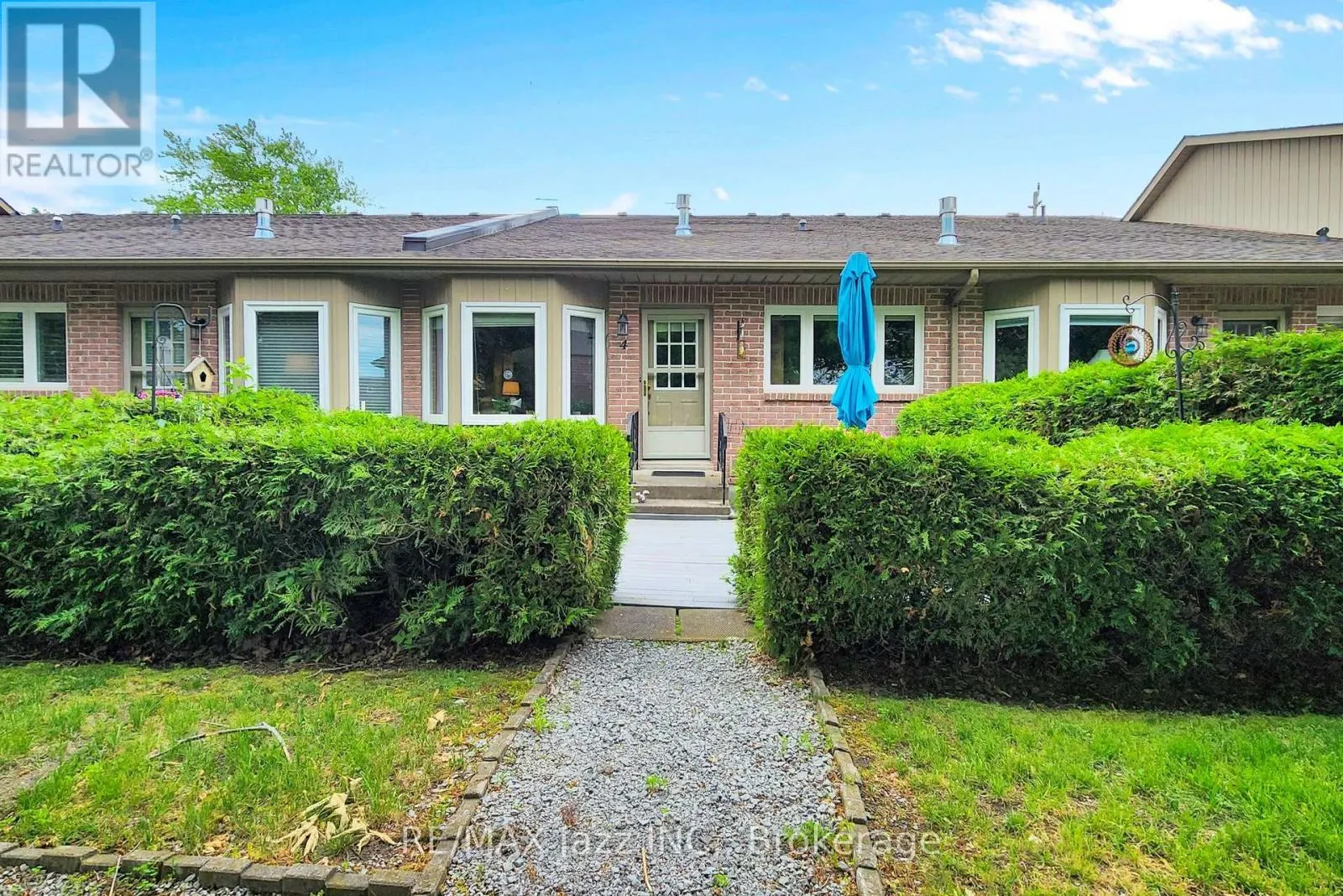 4 - 234 WATER STREET #4