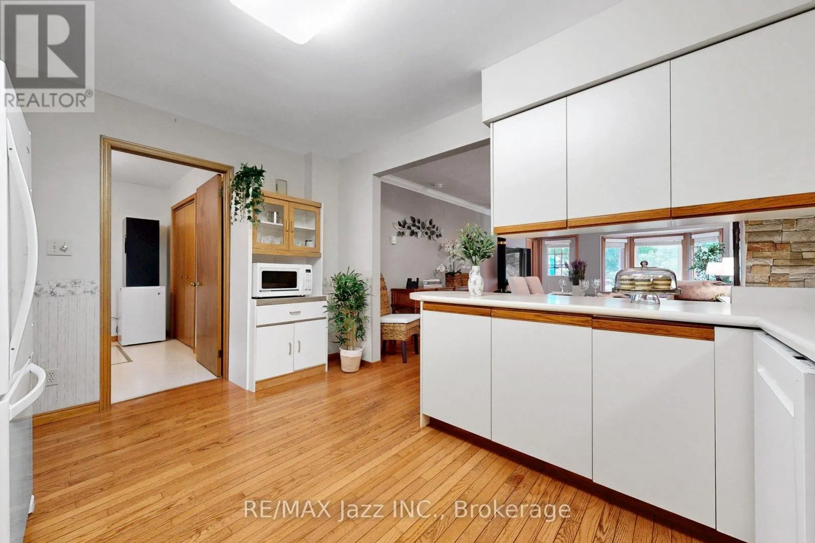 4 - 234 WATER STREET #4