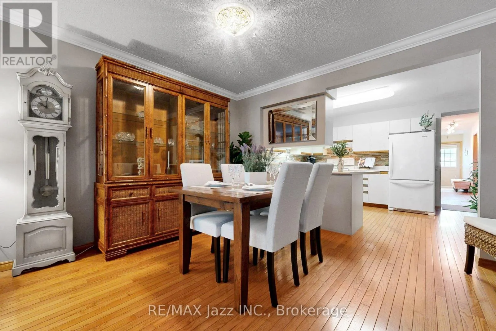 4 - 234 WATER STREET #4