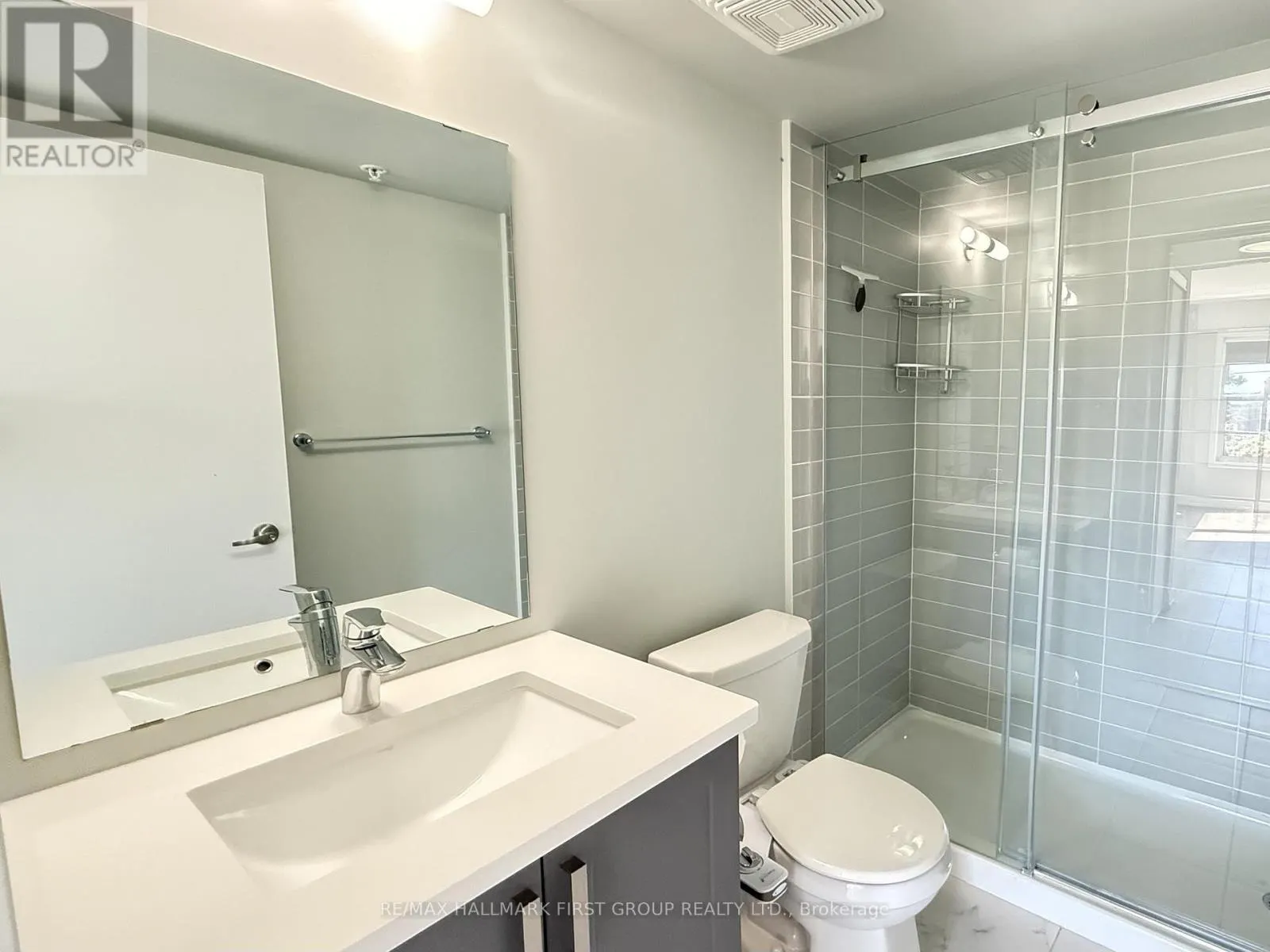 318 - 1555 KINGSTON ROAD