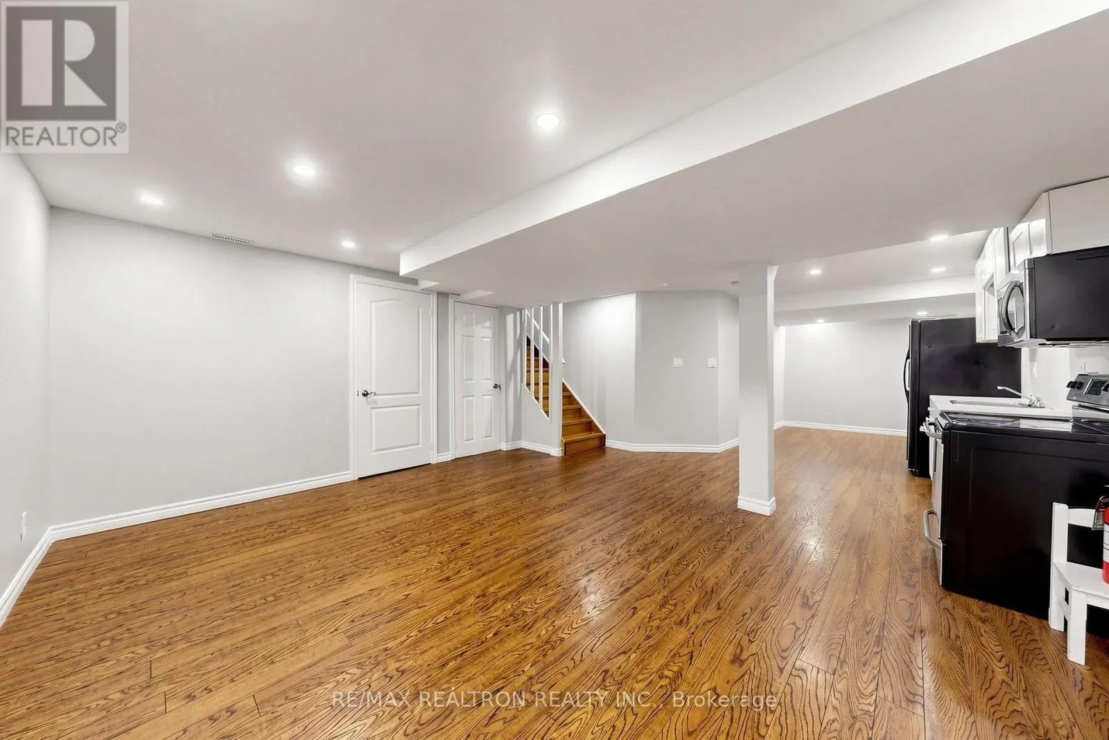 58 BRADBURY CRESCENT
