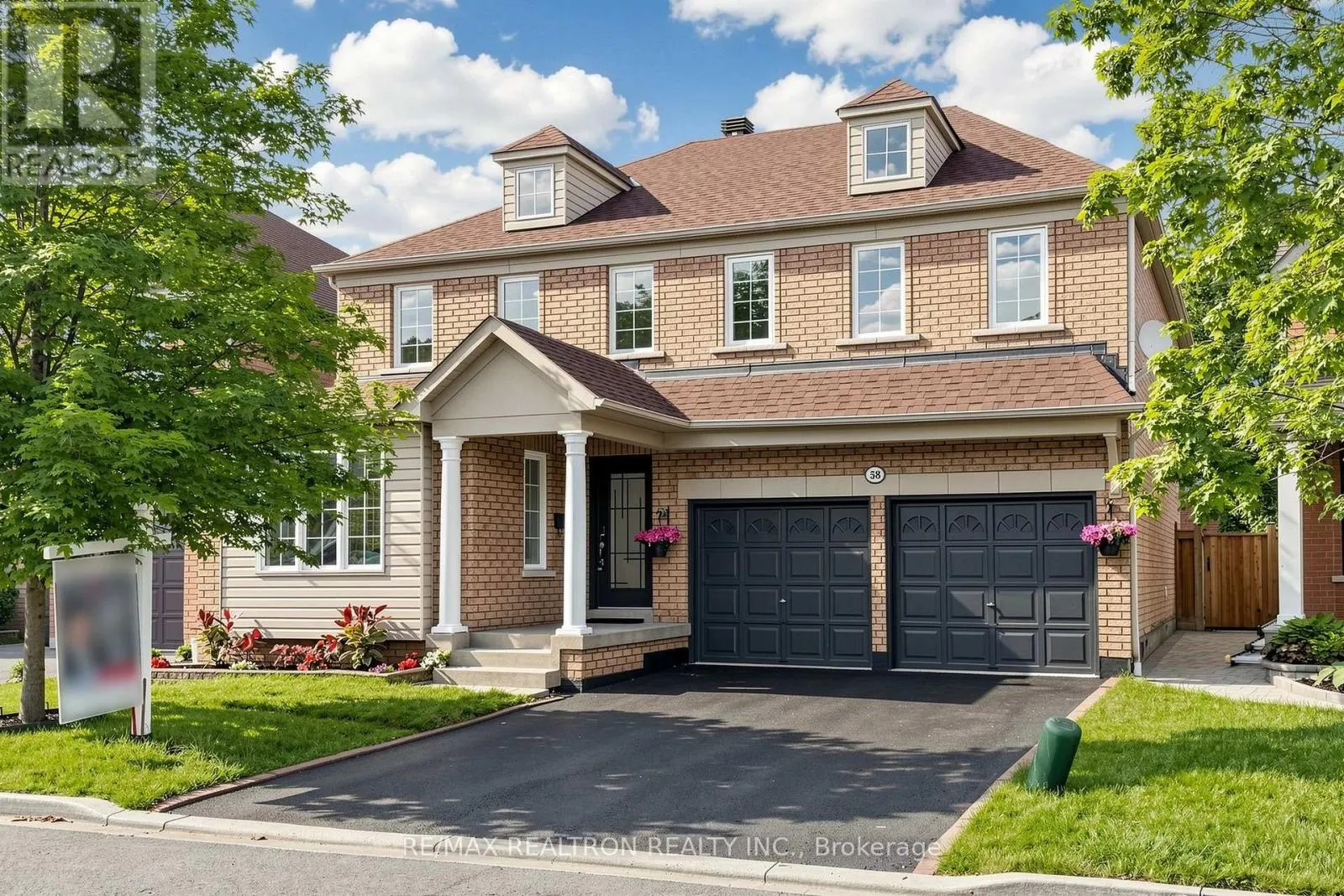 58 BRADBURY CRESCENT