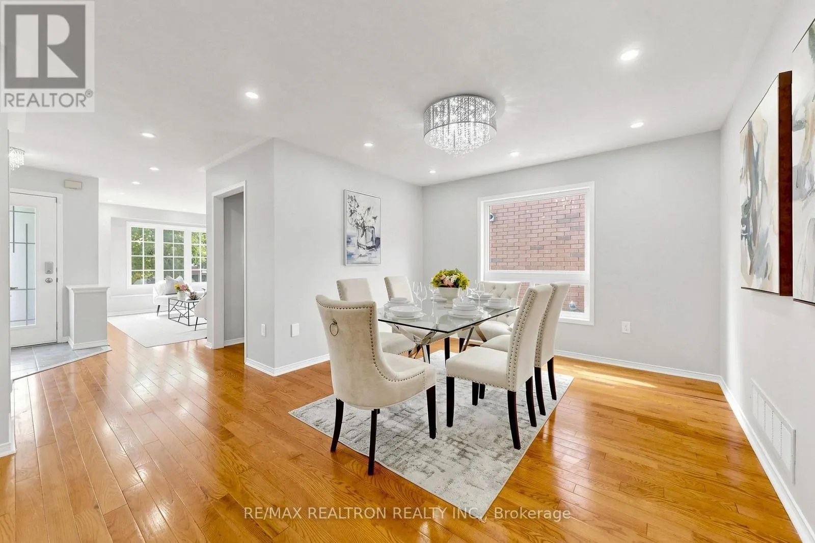 58 BRADBURY CRESCENT