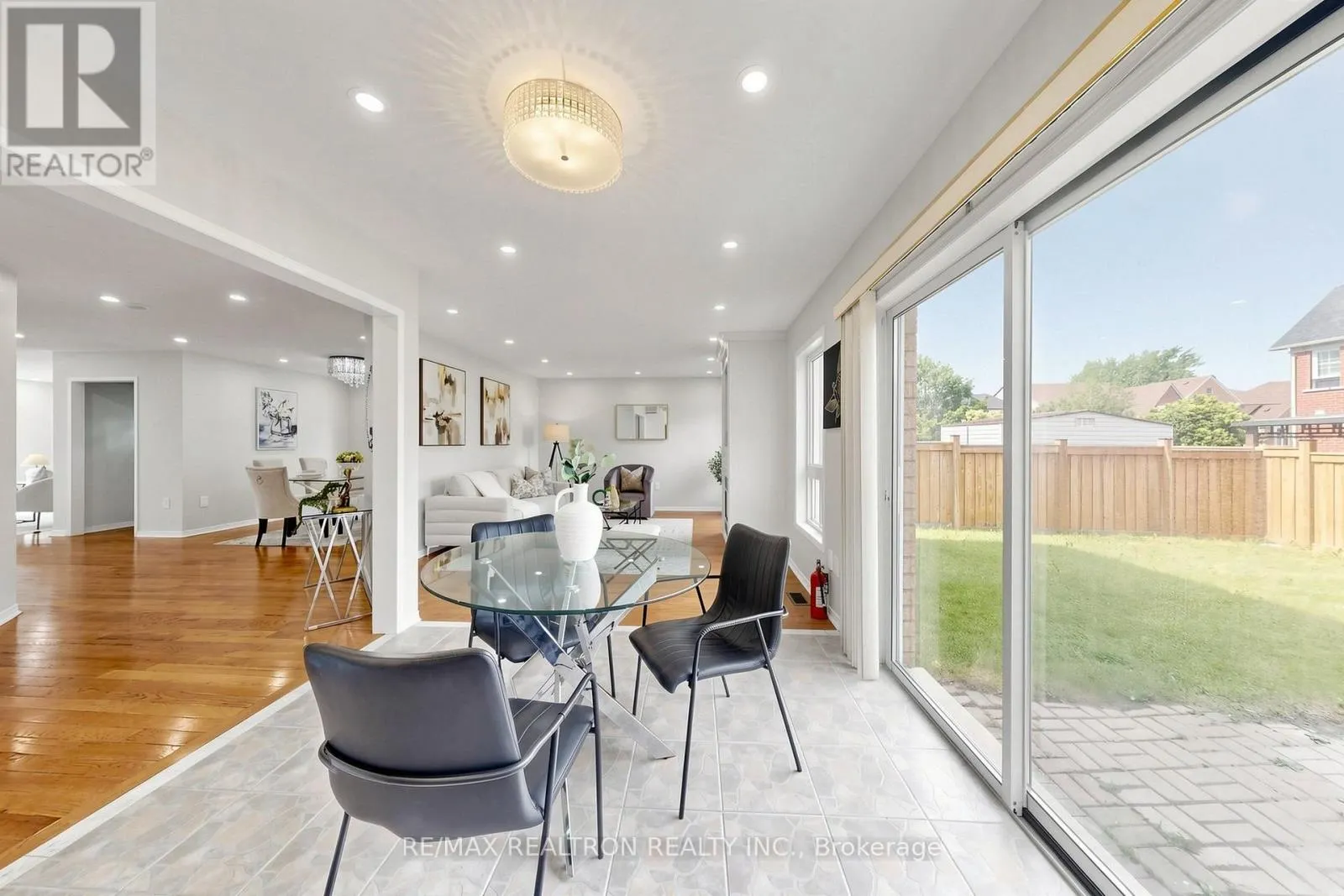 58 BRADBURY CRESCENT