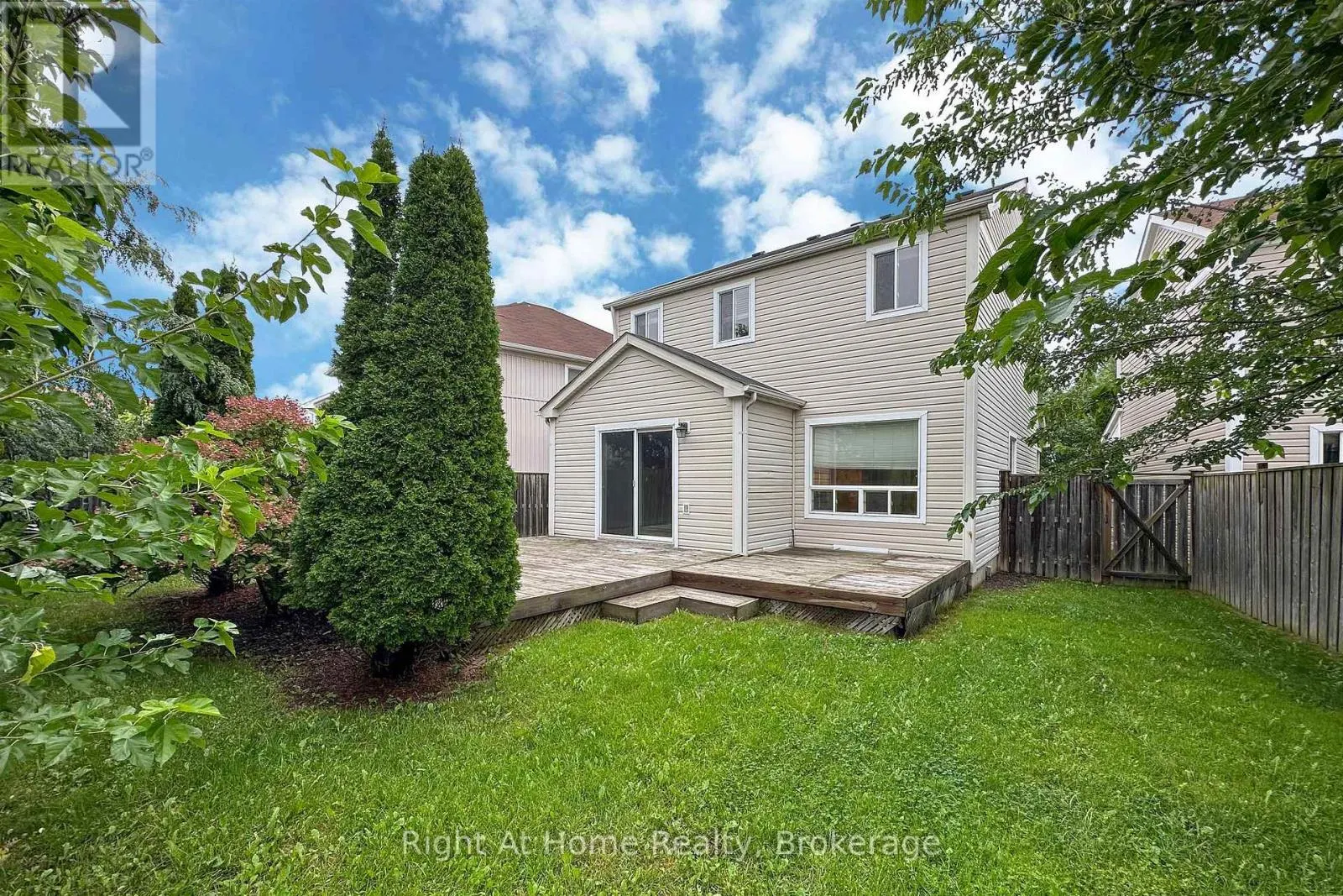 1263 GYATT CRESCENT
