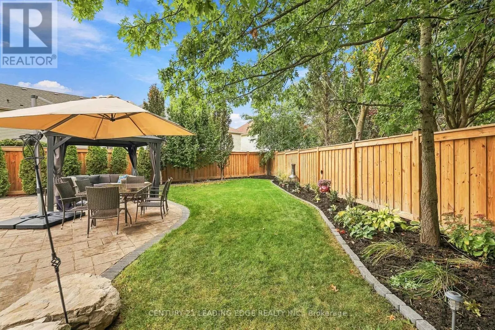 12 COASTVIEW COURT
