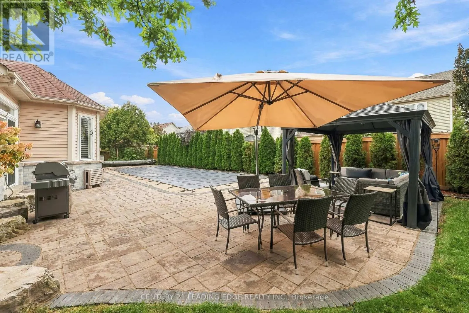 12 COASTVIEW COURT