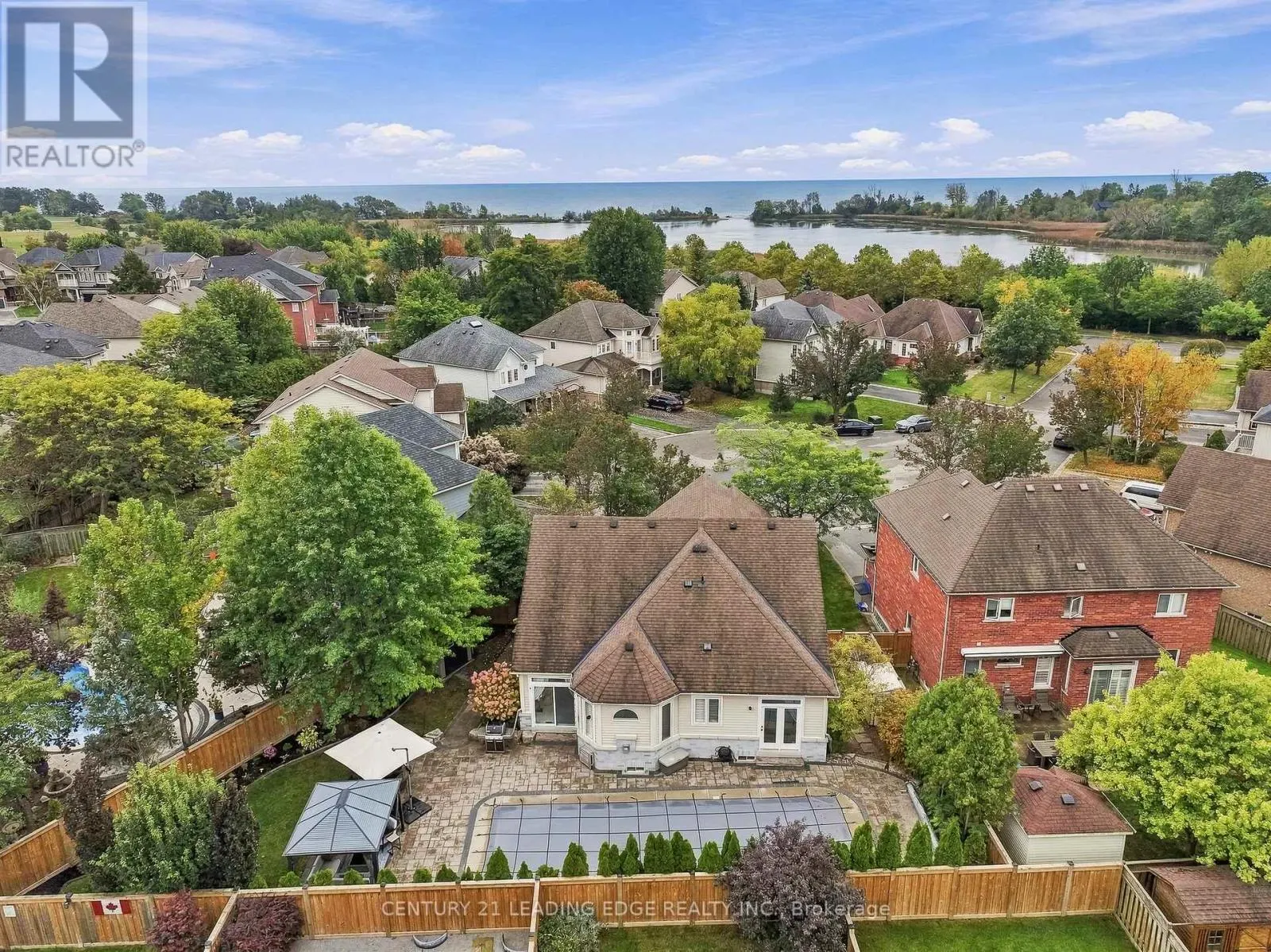 12 COASTVIEW COURT
