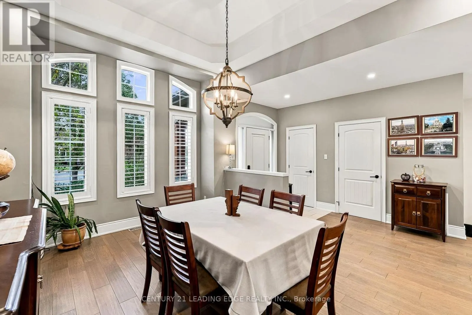 12 COASTVIEW COURT