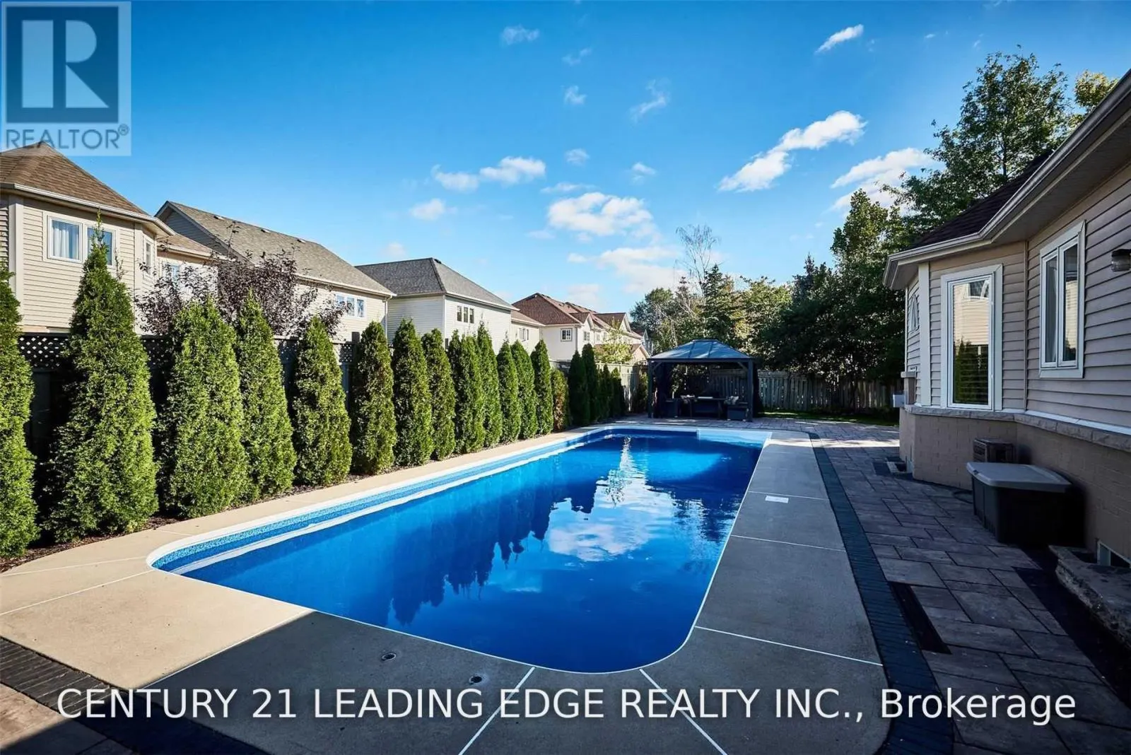 12 COASTVIEW COURT