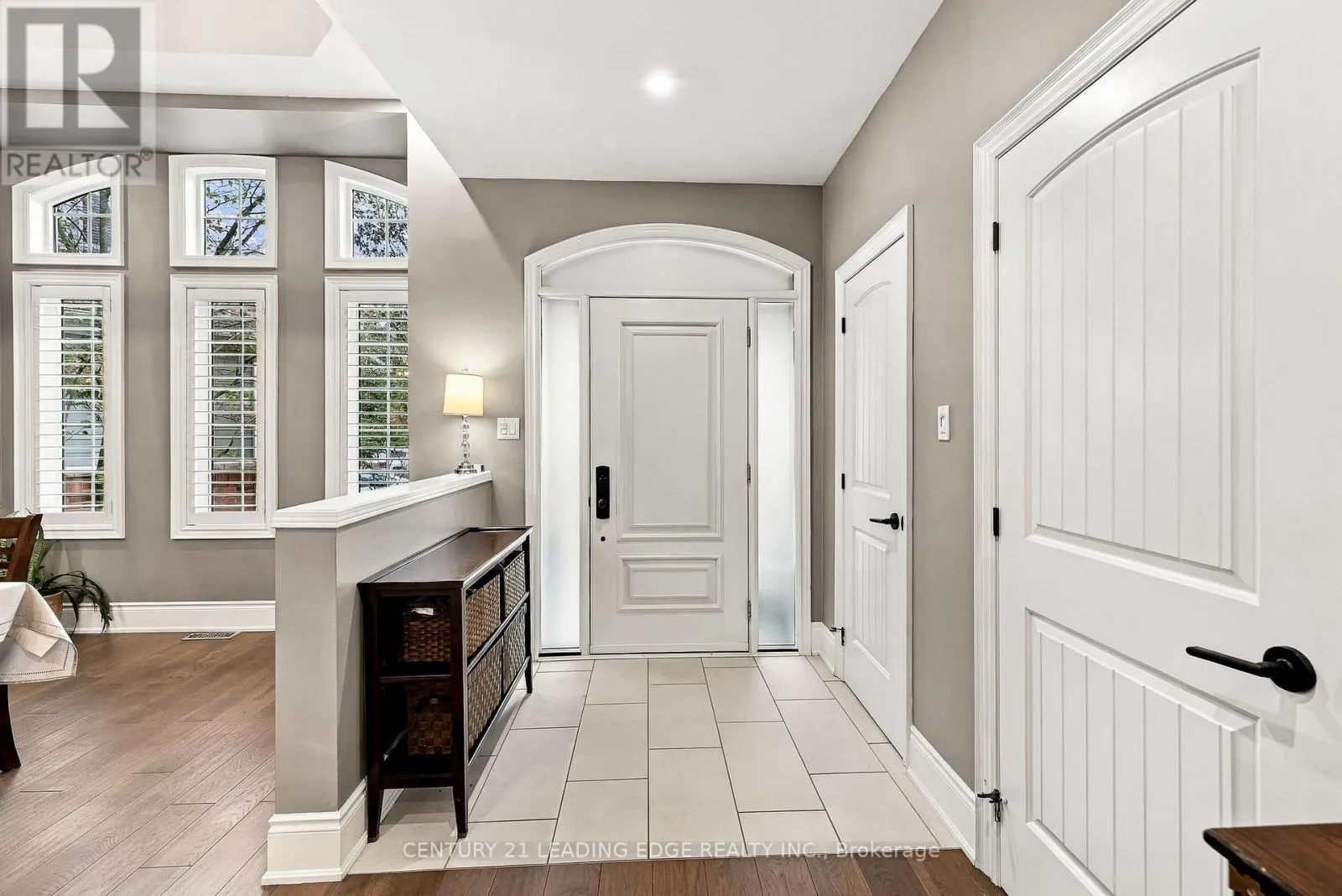 12 COASTVIEW COURT