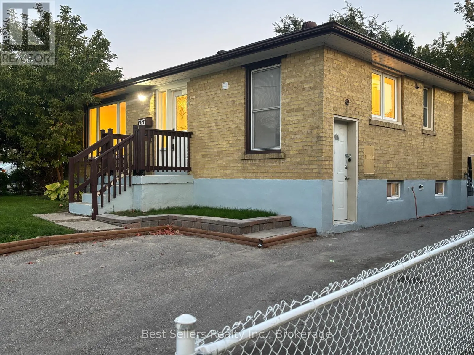 MAIN - 767 GASPE AVENUE