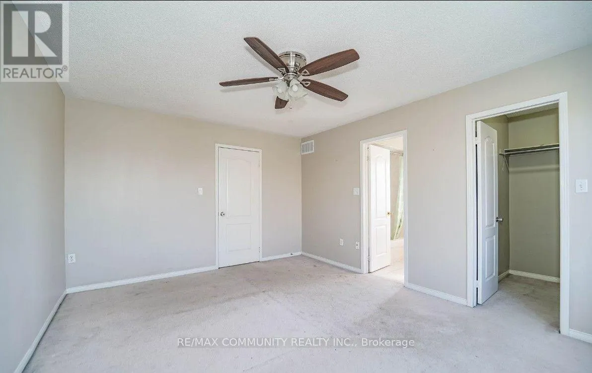 2 OGLEVIE DRIVE
