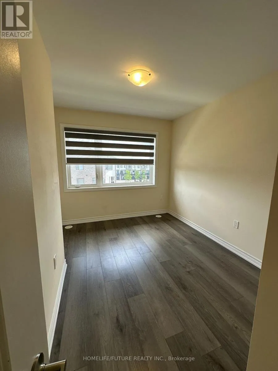 39 - 250 FINCH AVENUE