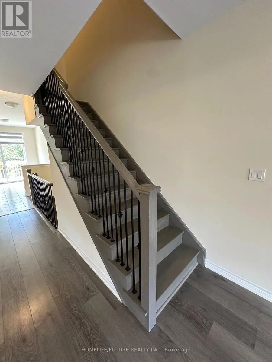 39 - 250 FINCH AVENUE