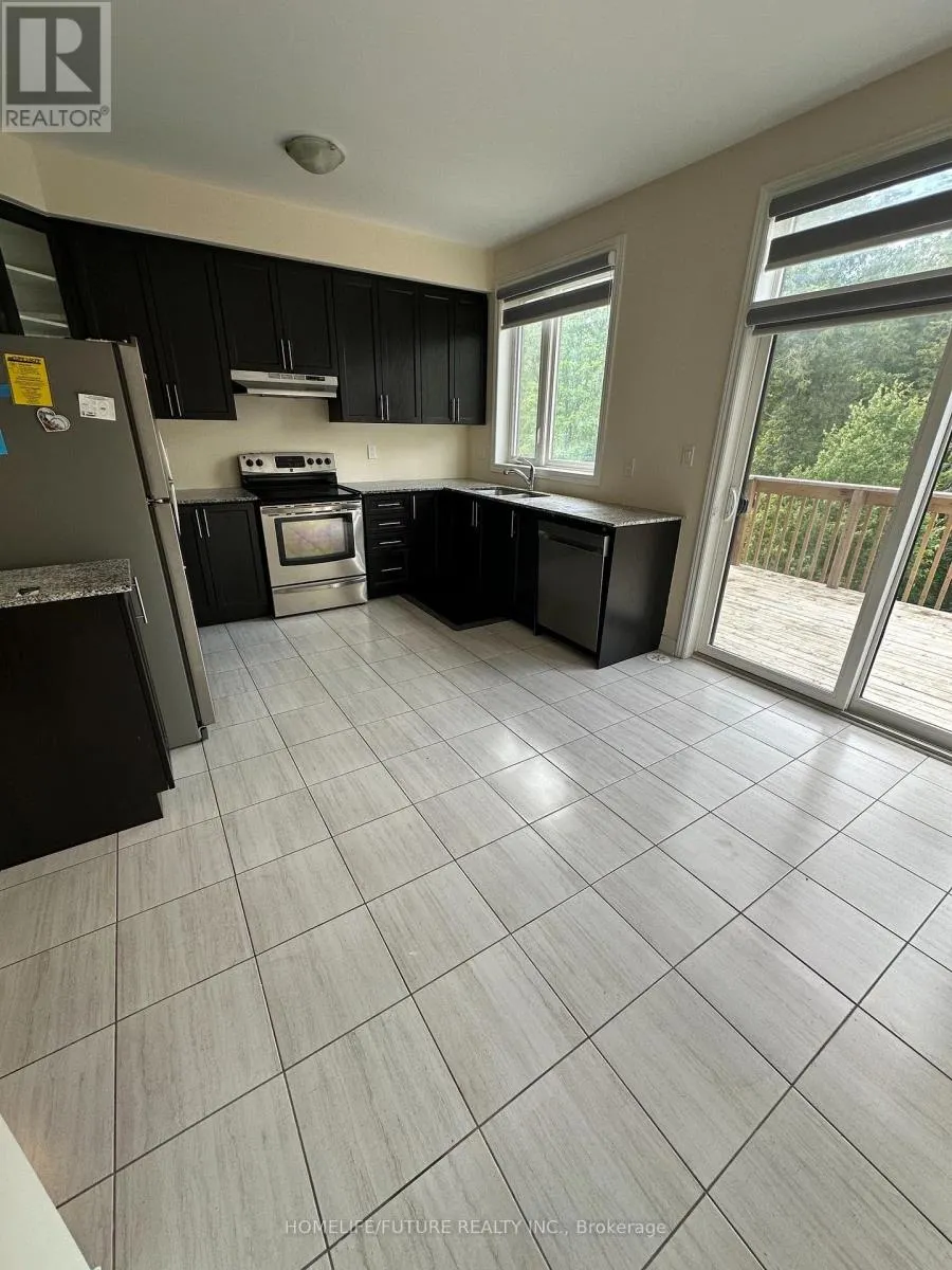 39 - 250 FINCH AVENUE