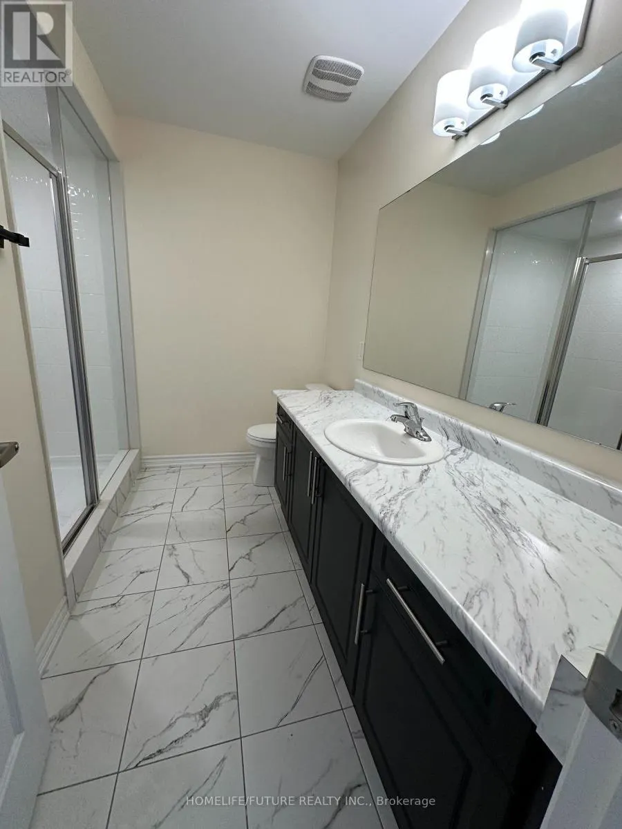 39 - 250 FINCH AVENUE