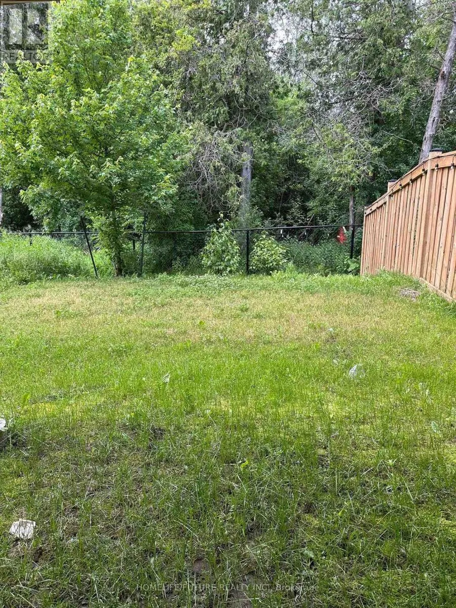 39 - 250 FINCH AVENUE