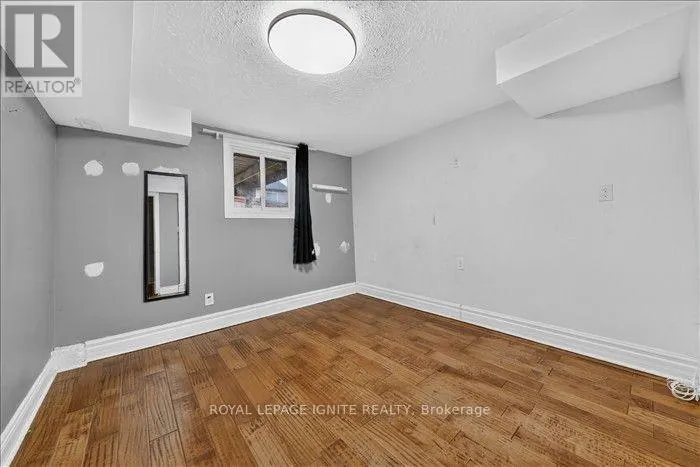 UPPER - 8 VAIL MEADOWS CRESCENT