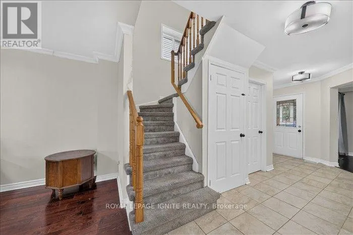 UPPER - 8 VAIL MEADOWS CRESCENT