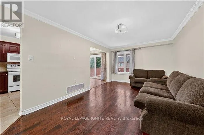 UPPER - 8 VAIL MEADOWS CRESCENT
