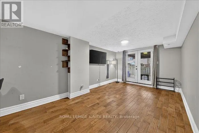 UPPER - 8 VAIL MEADOWS CRESCENT