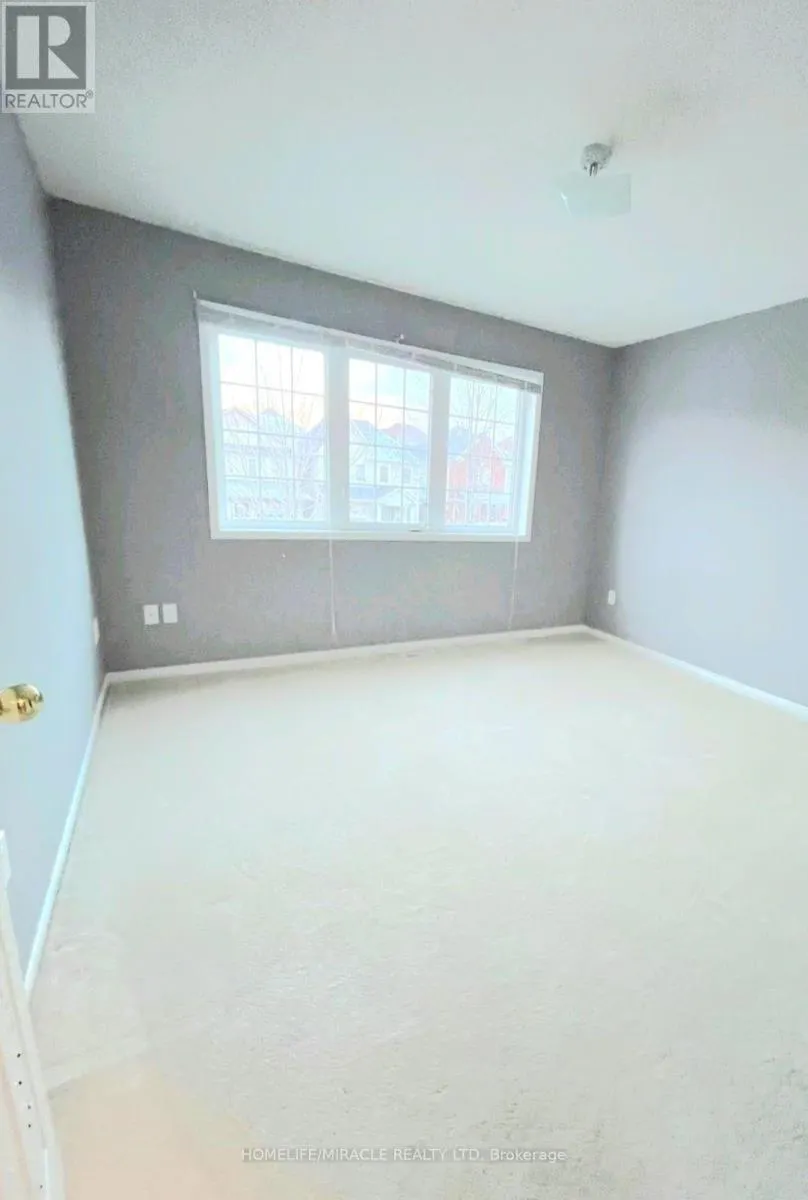 857 TAGGART CRESCENT