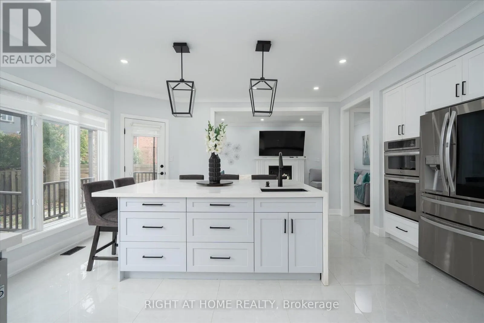 1001 LYTTON COURT