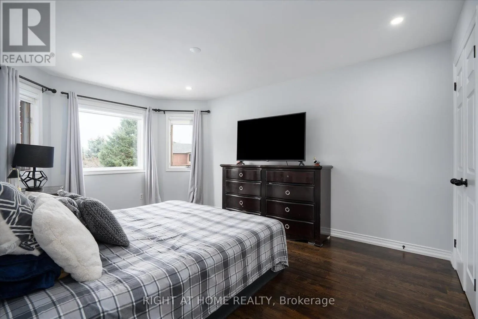 1001 LYTTON COURT