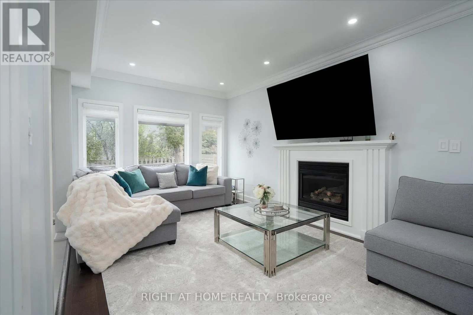 1001 LYTTON COURT