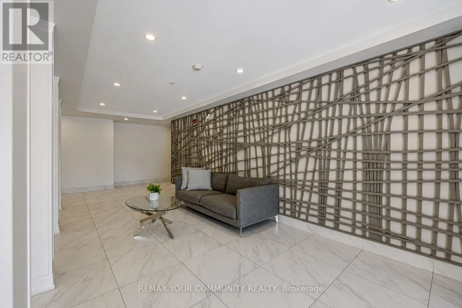202 - 65 SHIPWAY AVENUE