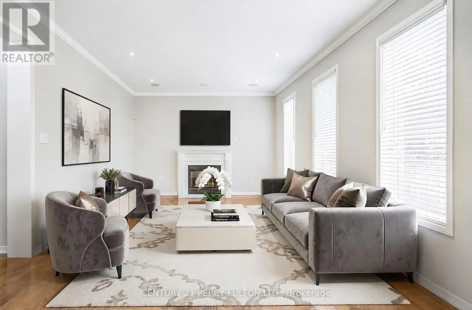 24 BELLHOUSE PLACE