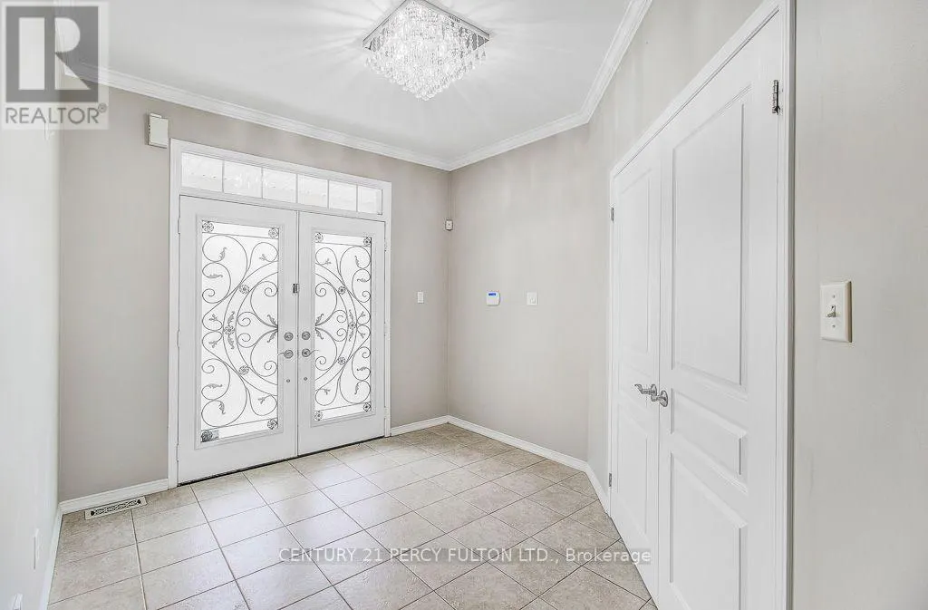 24 BELLHOUSE PLACE
