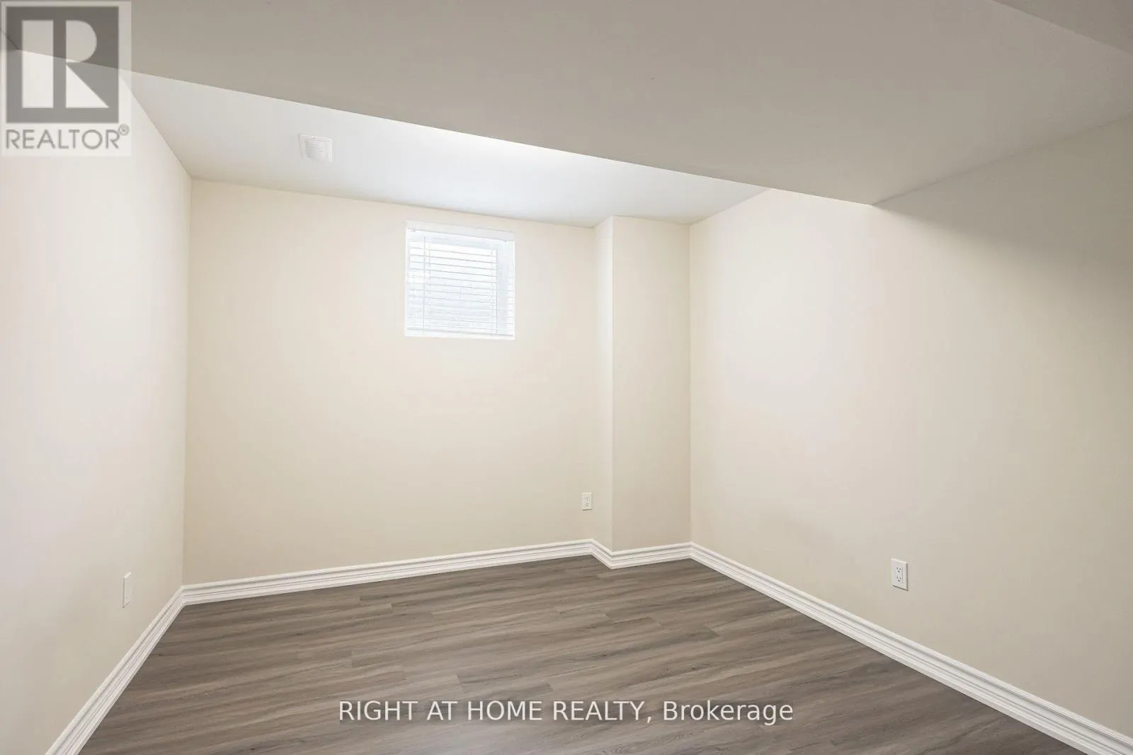 BASEMENT - 40 SABBE CRESCENT