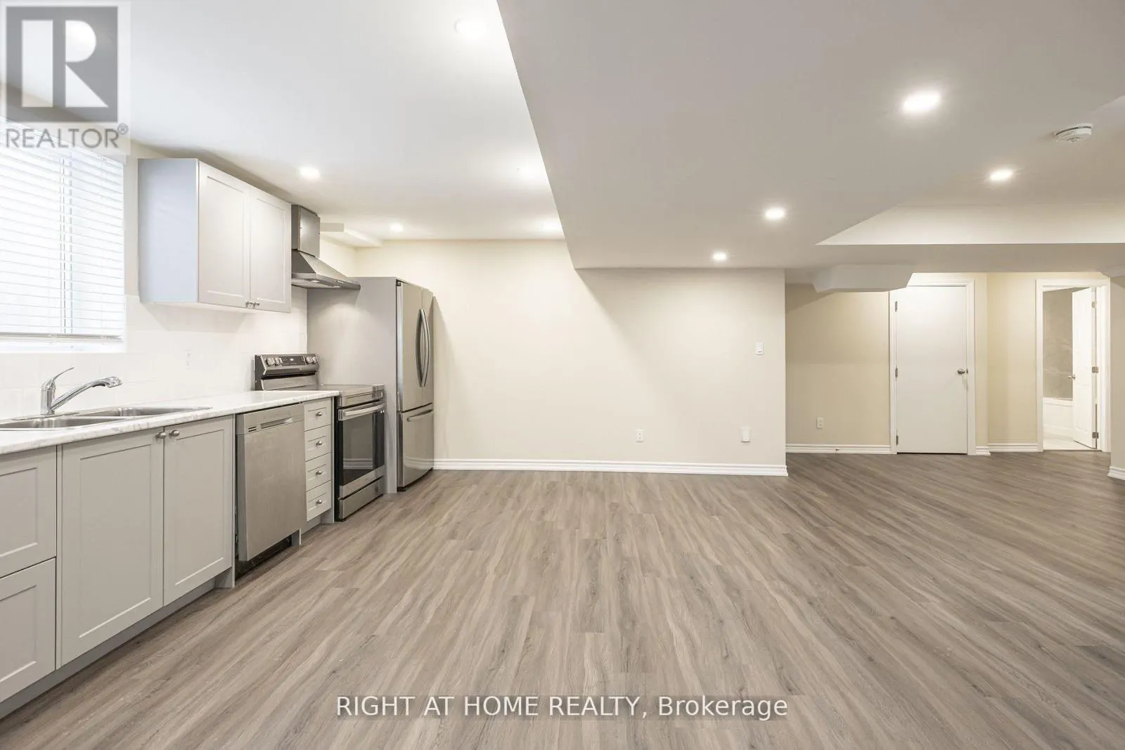BASEMENT - 40 SABBE CRESCENT