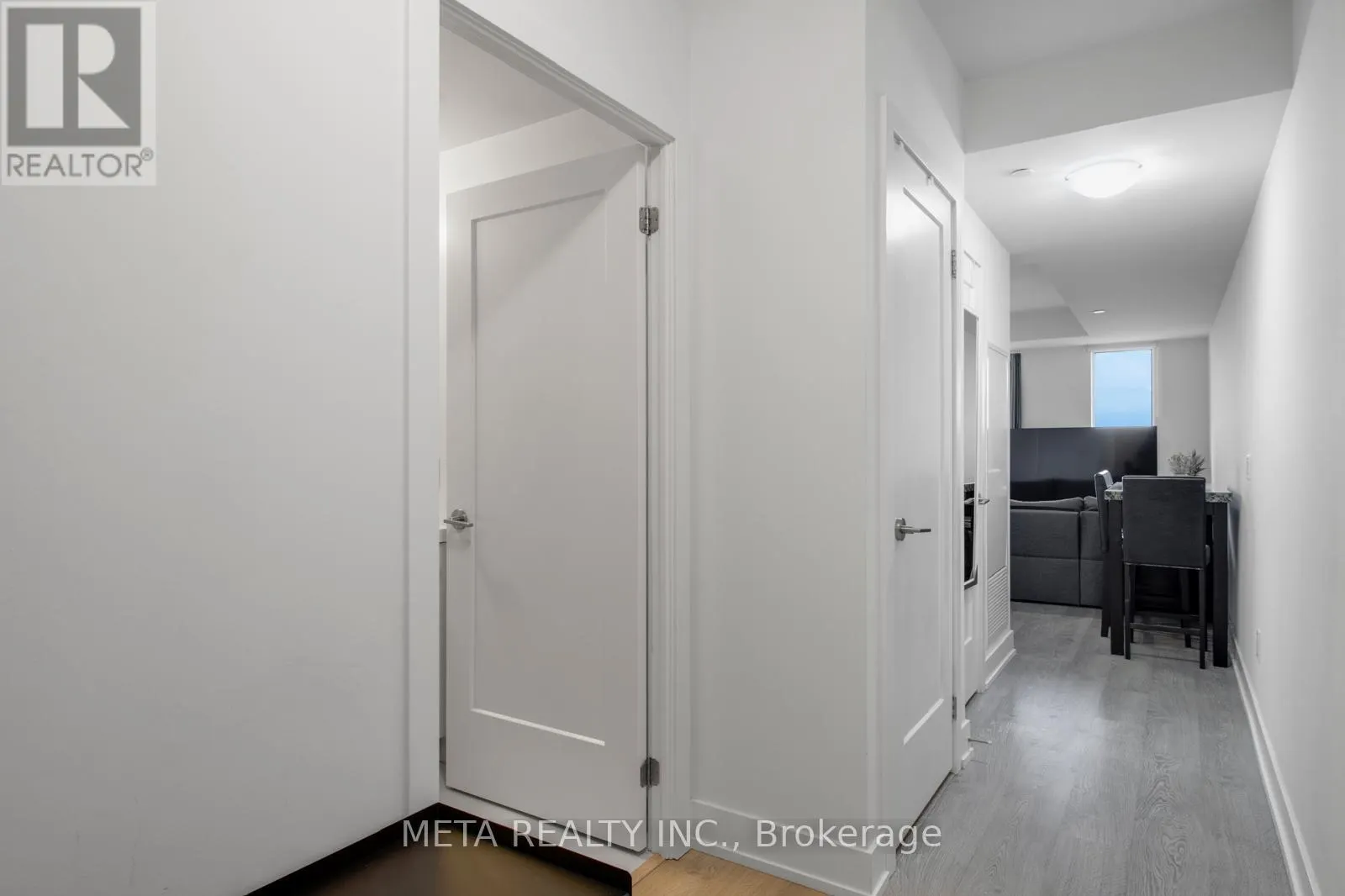 502 - 2550 SIMCOE STREET N
