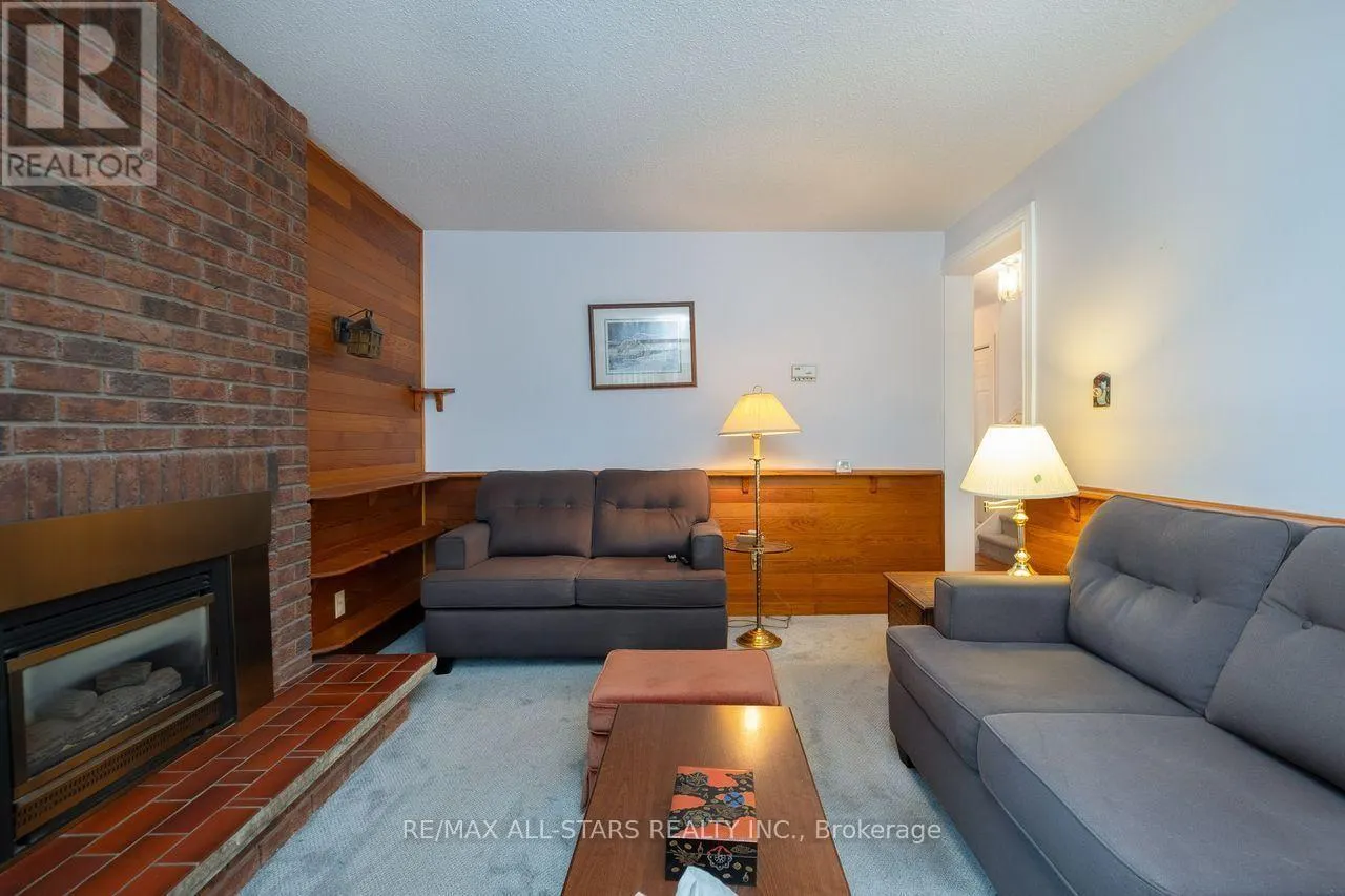 10 COLETTE DRIVE