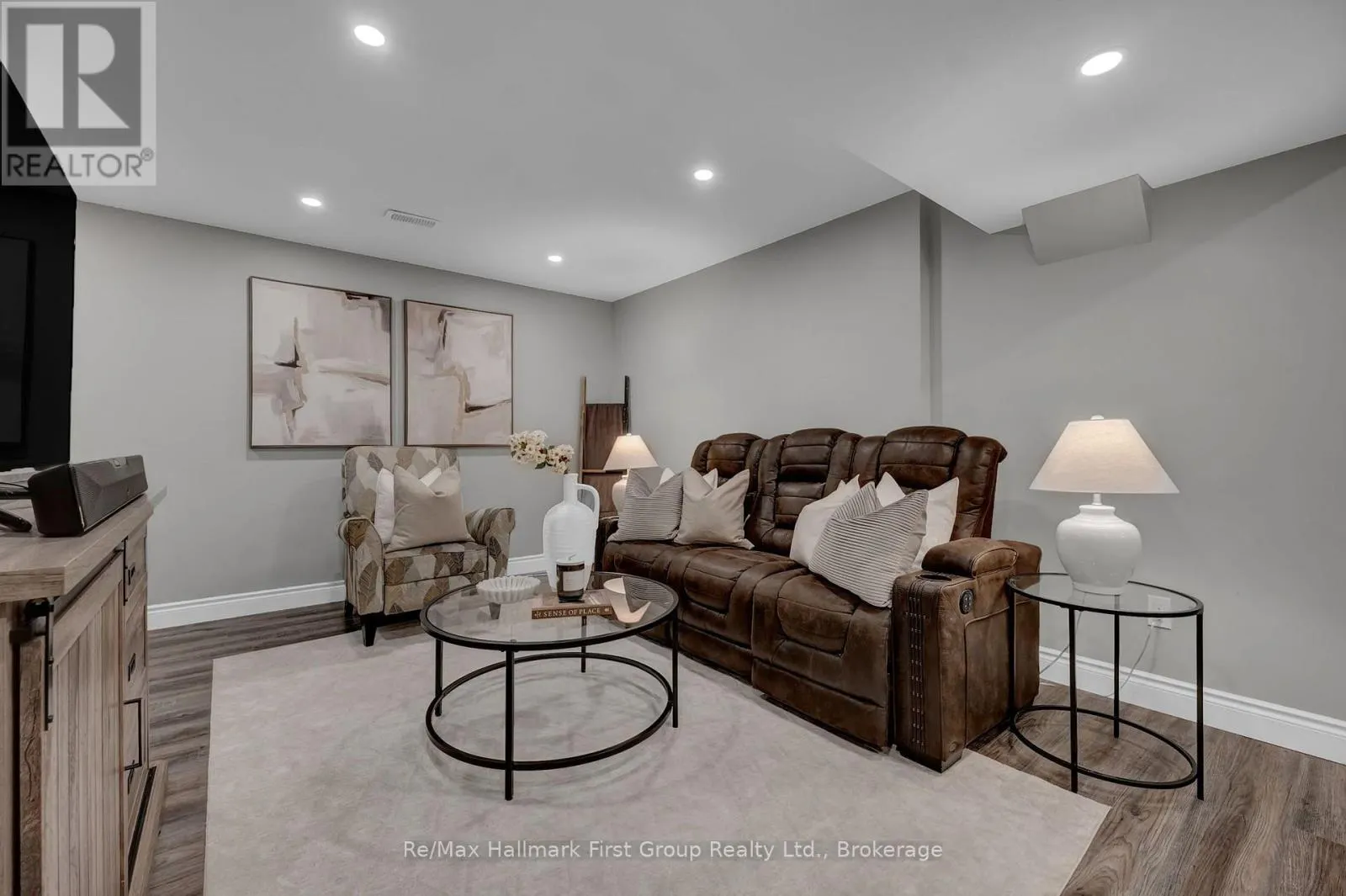 112 ROY NICHOLS DRIVE