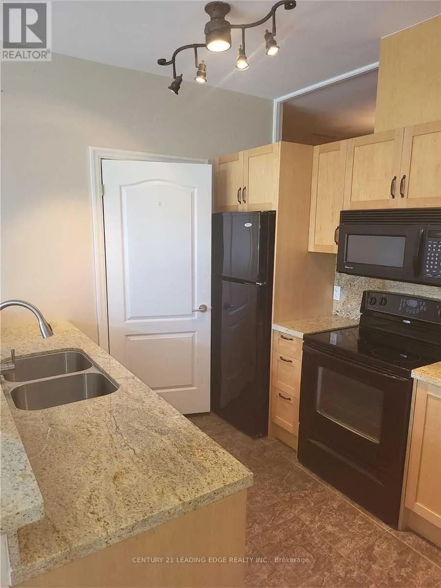 609 - 44 BOND STREET W