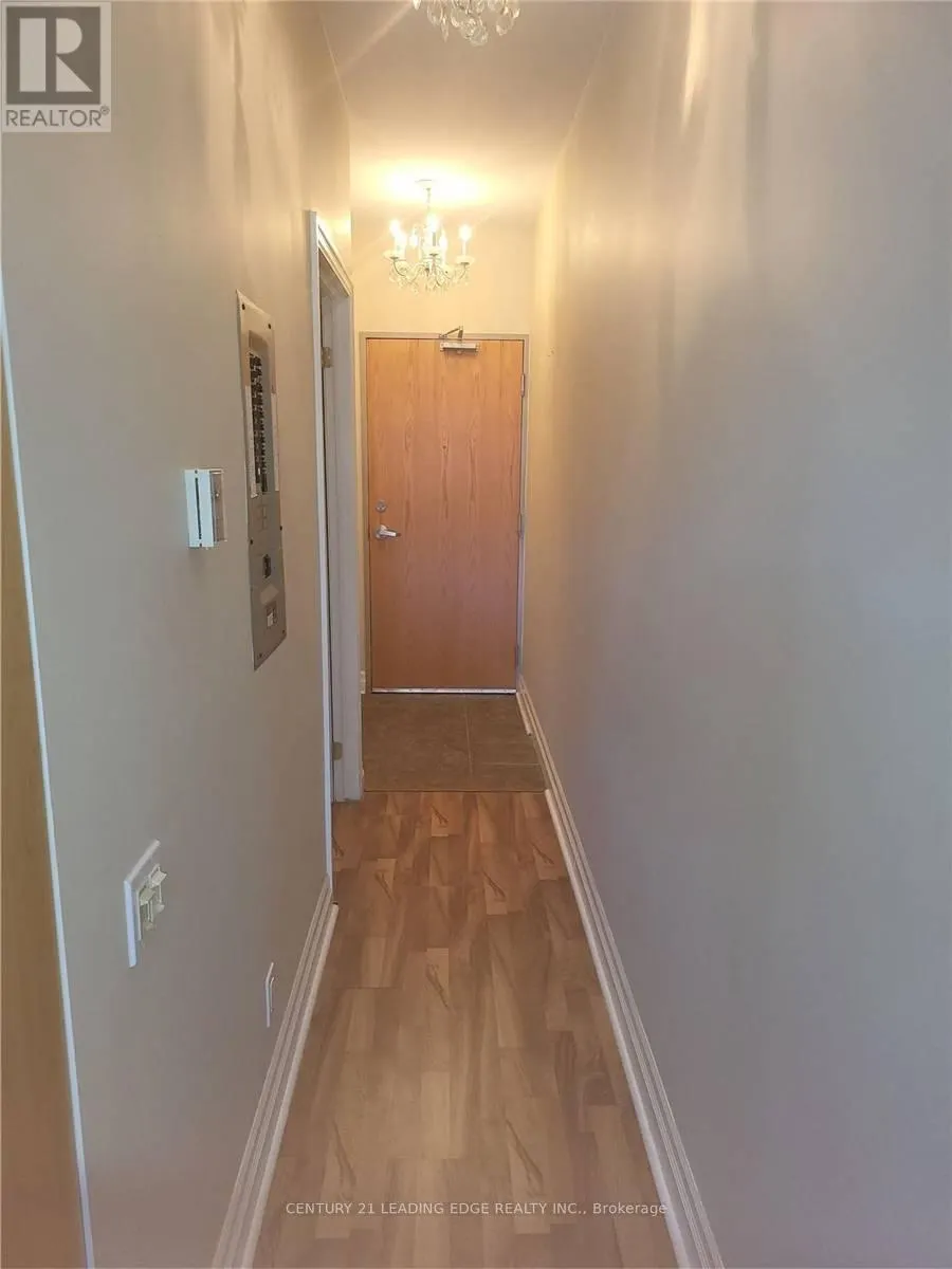 609 - 44 BOND STREET W