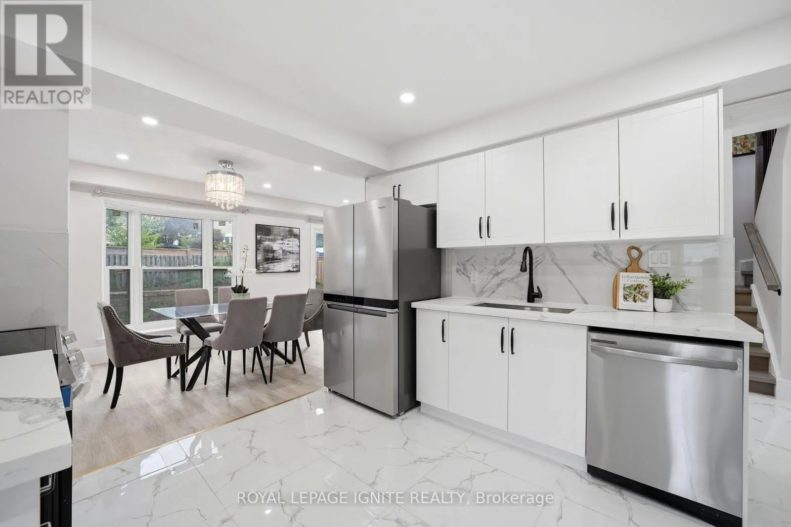 26 WINSTON CRESCENT