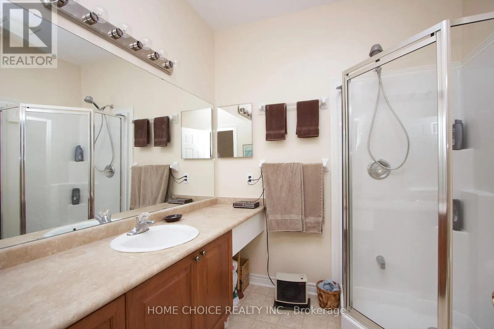 8 HINKLEY TRAIL
