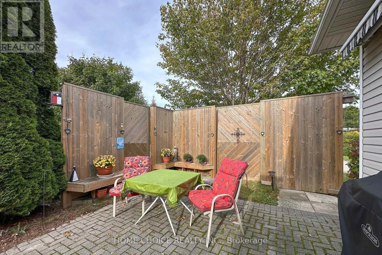 8 HINKLEY TRAIL