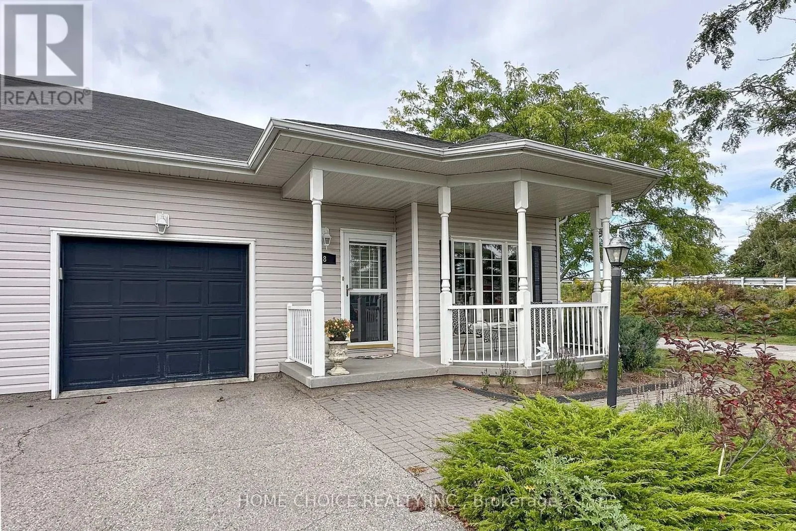 8 HINKLEY TRAIL