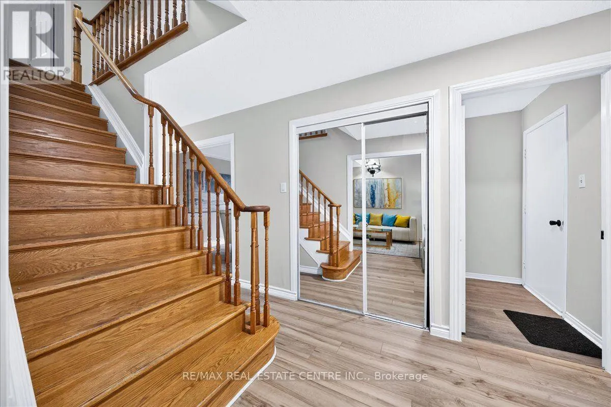 257 WRIGHT CRESCENT