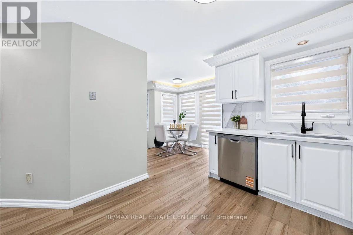 257 WRIGHT CRESCENT